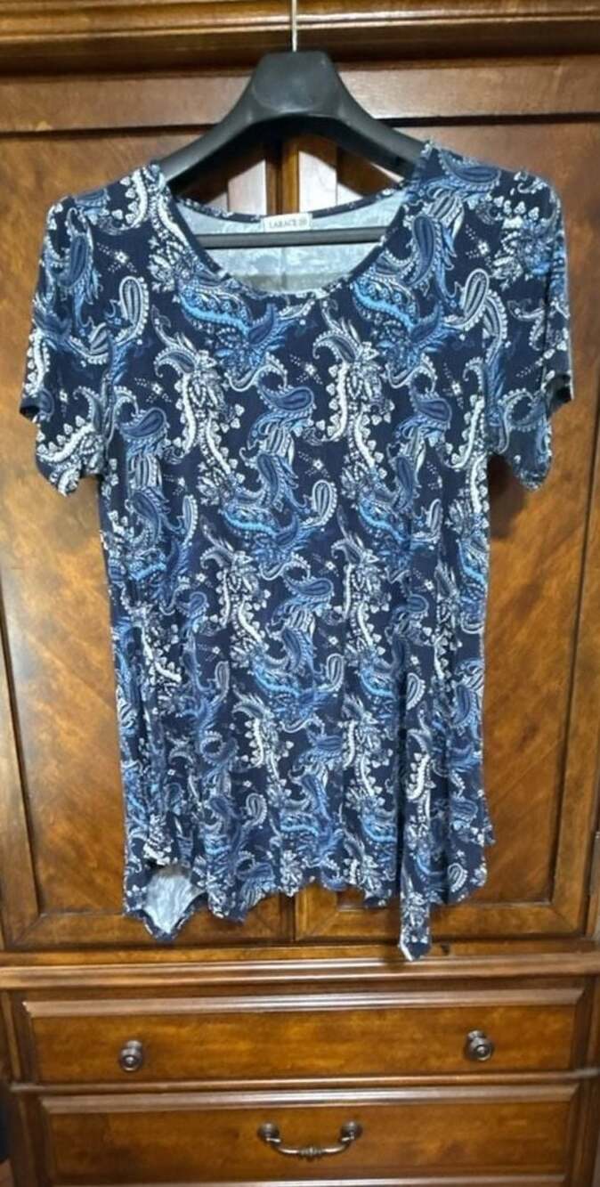 LARACE Plus Size Short Sleeve Casual Swing Tunic Top Blue Paisley 2X